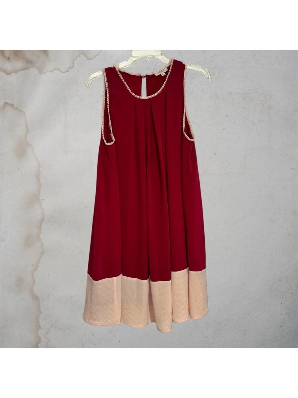 Umgee Sleeveless Burgundy Red Knee Length Dress with Cream Hem and Trim size S